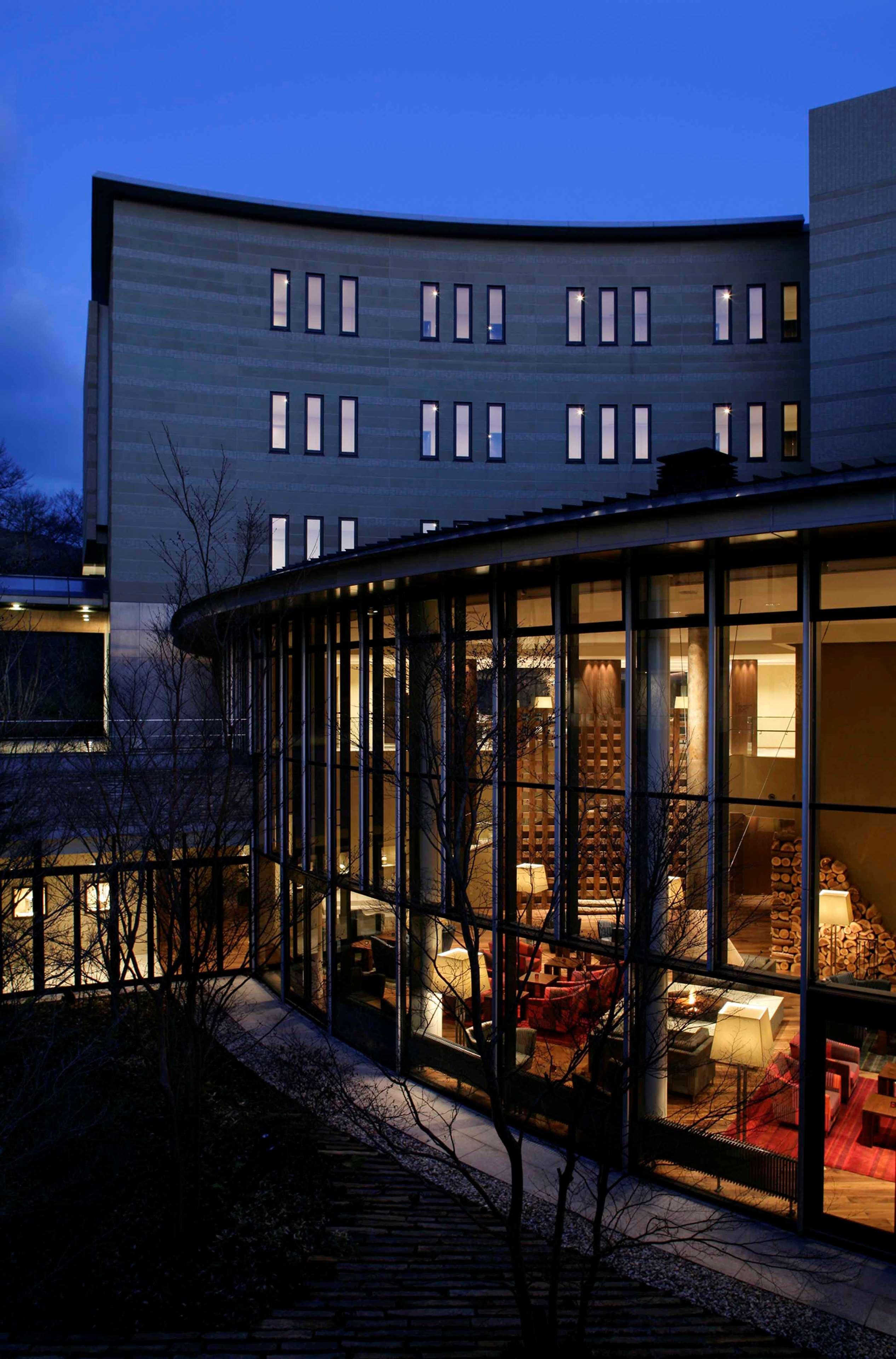 Hotel Hyatt Regency And 4*